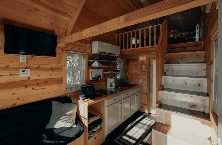 Decluttering Tips for a Small&hellip;