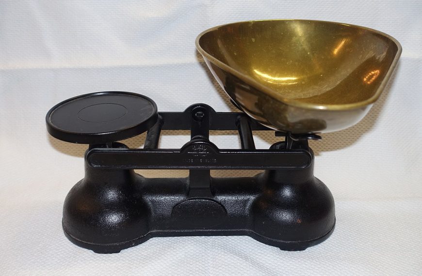 15 Old Kitchen Items Worth A Pretty Penny