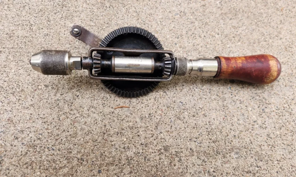 Vintage North Brothers Yankee No. 1530 Ratchet Hand Drill 5