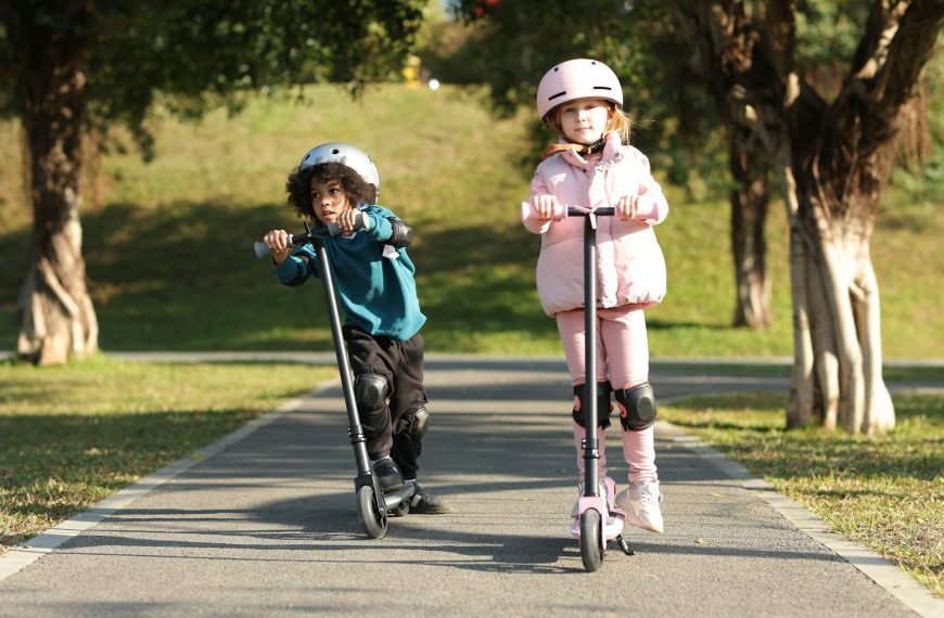 8 Things Kids Did After School Before Phones Existed