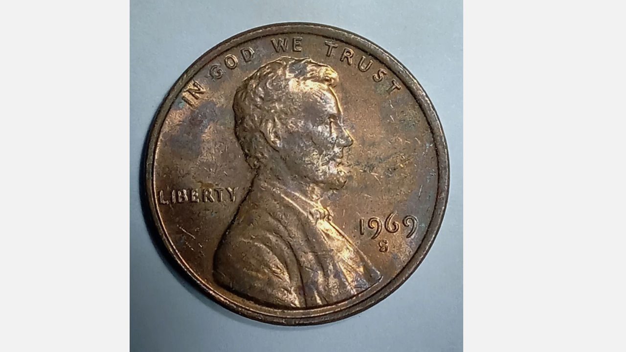 Close-up of a 1969-S Lincoln cent showing Abraham Lincoln’s profile with visible doubling on the date and lettering