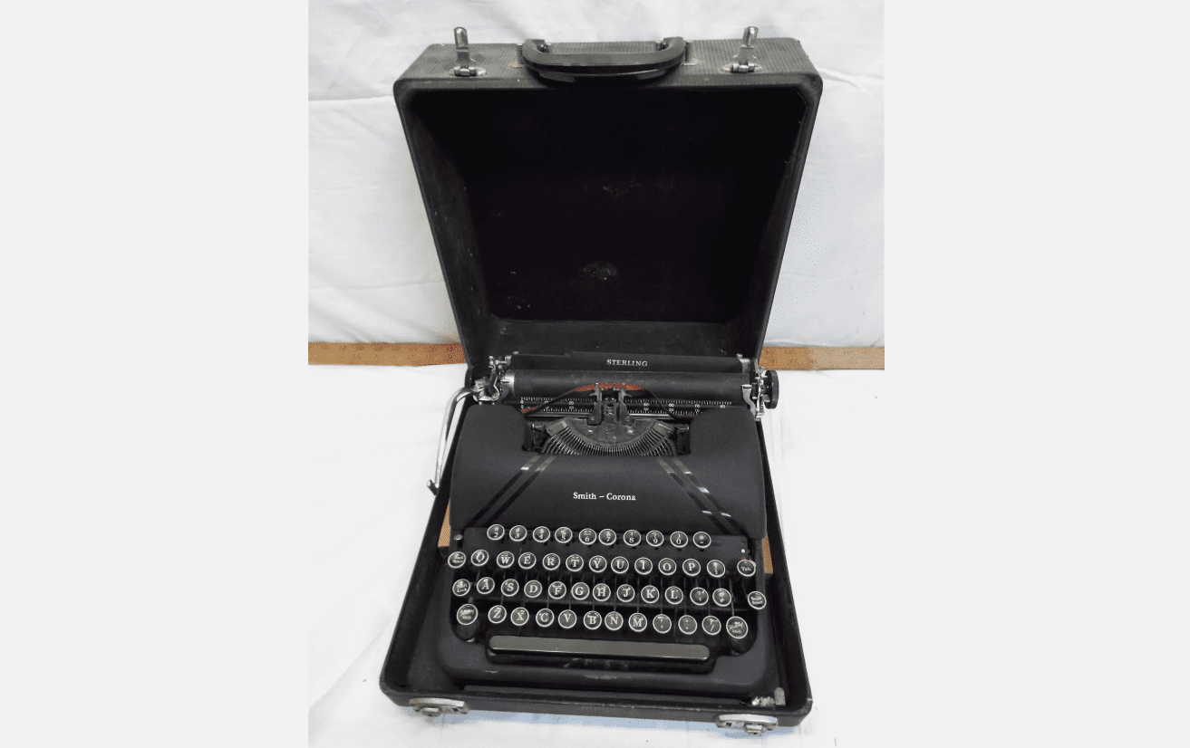 Smith Corona Sterling