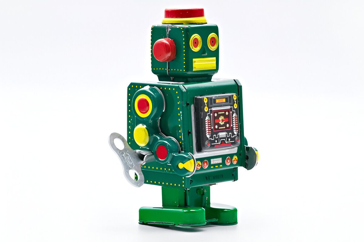 Tin Wind-Up Robots