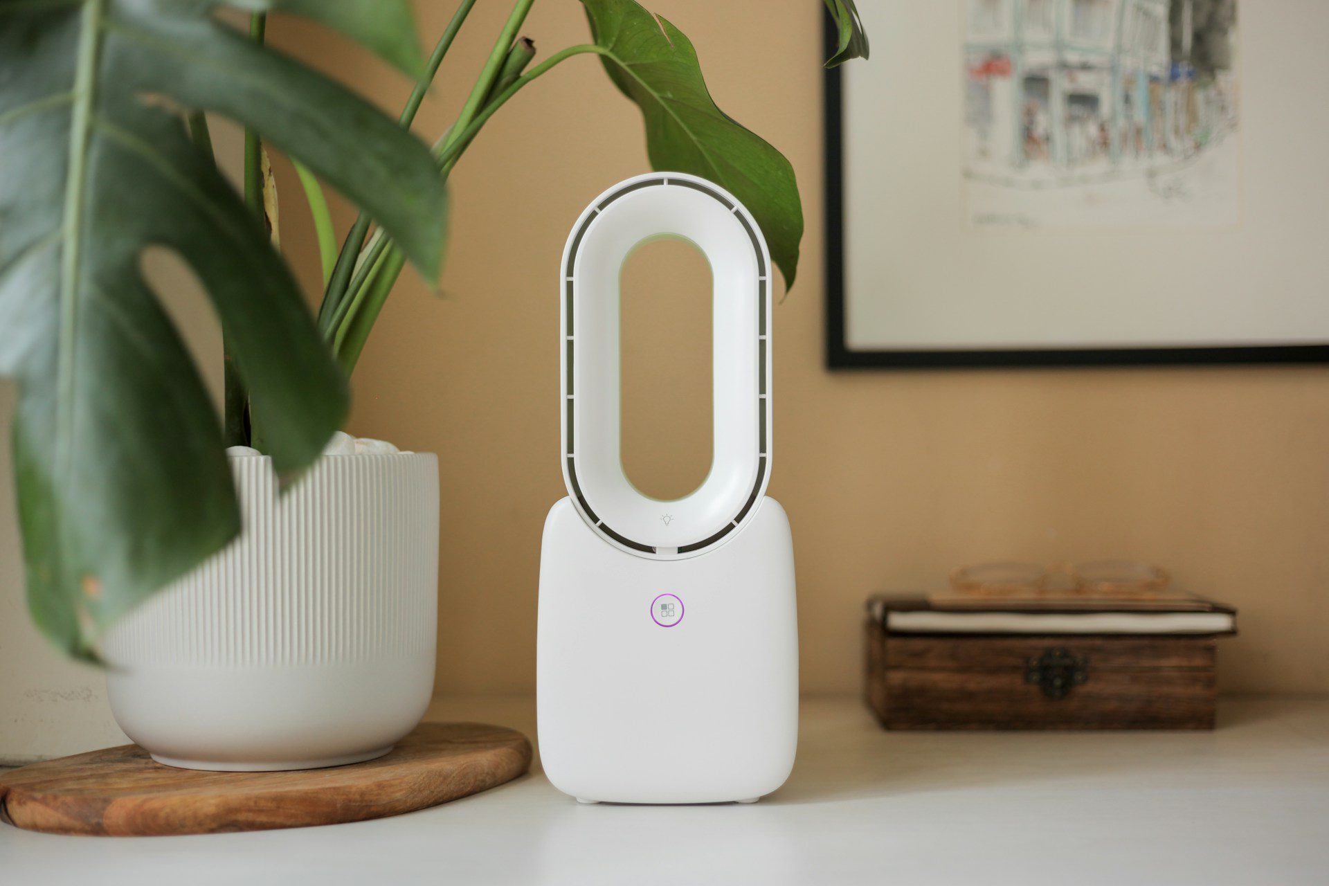 air purifier for fresh air in the room