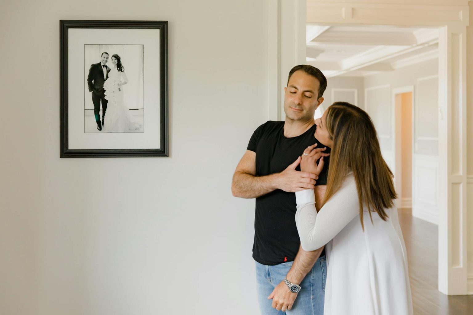 11 Ways to Use Family Photos in Your Home Decor – Decluttering Mom