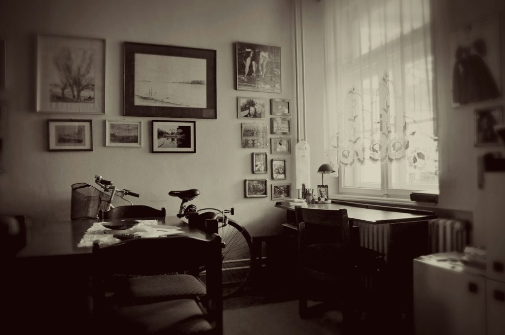 family photos into a home office gallery