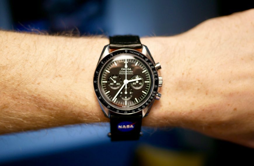 Omega Speedmaster Professional