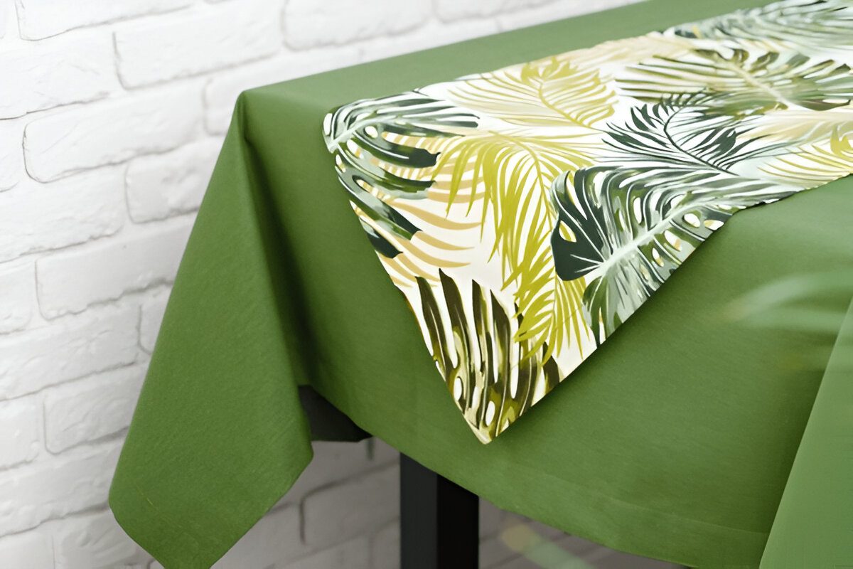 Green Tablecloth With Tropical Leaf Pattern Runner