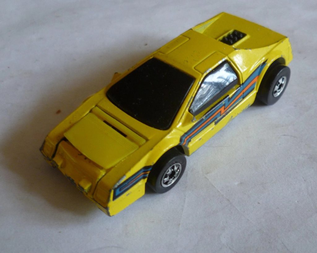 Hot Wheels Crack-Ups