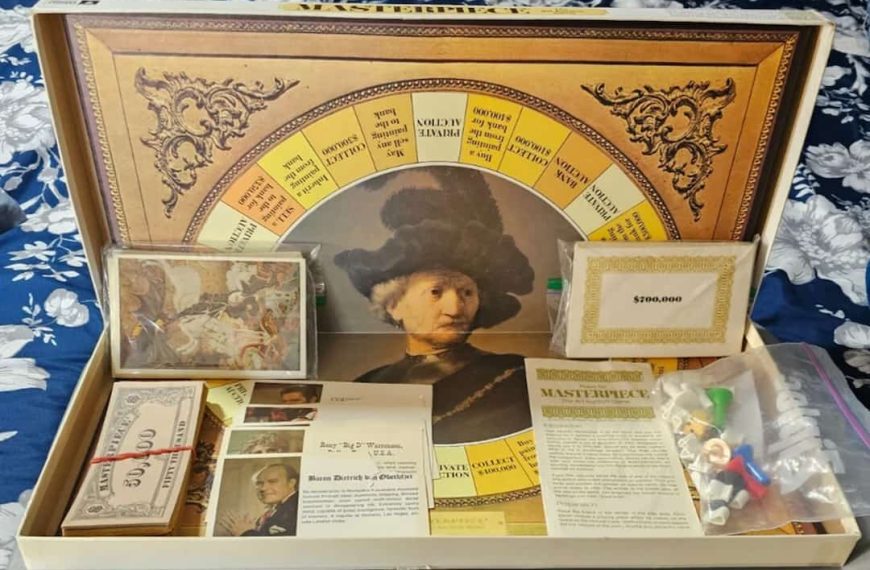 Masterpiece board game, vintage game box, artwork and auction theme, features famous paintings, play money, bidding cards, easels, and character cards, 1970s edition