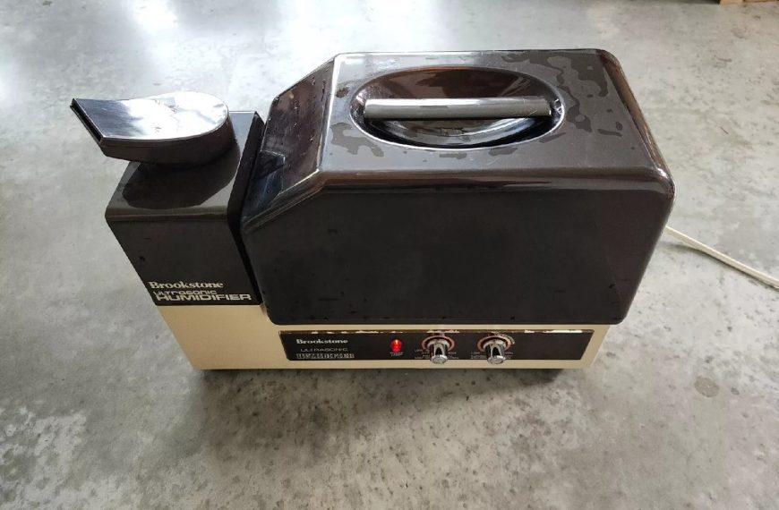 Vintage Brookstone Ultrasonic Humidifier Model 7088 Works Great!