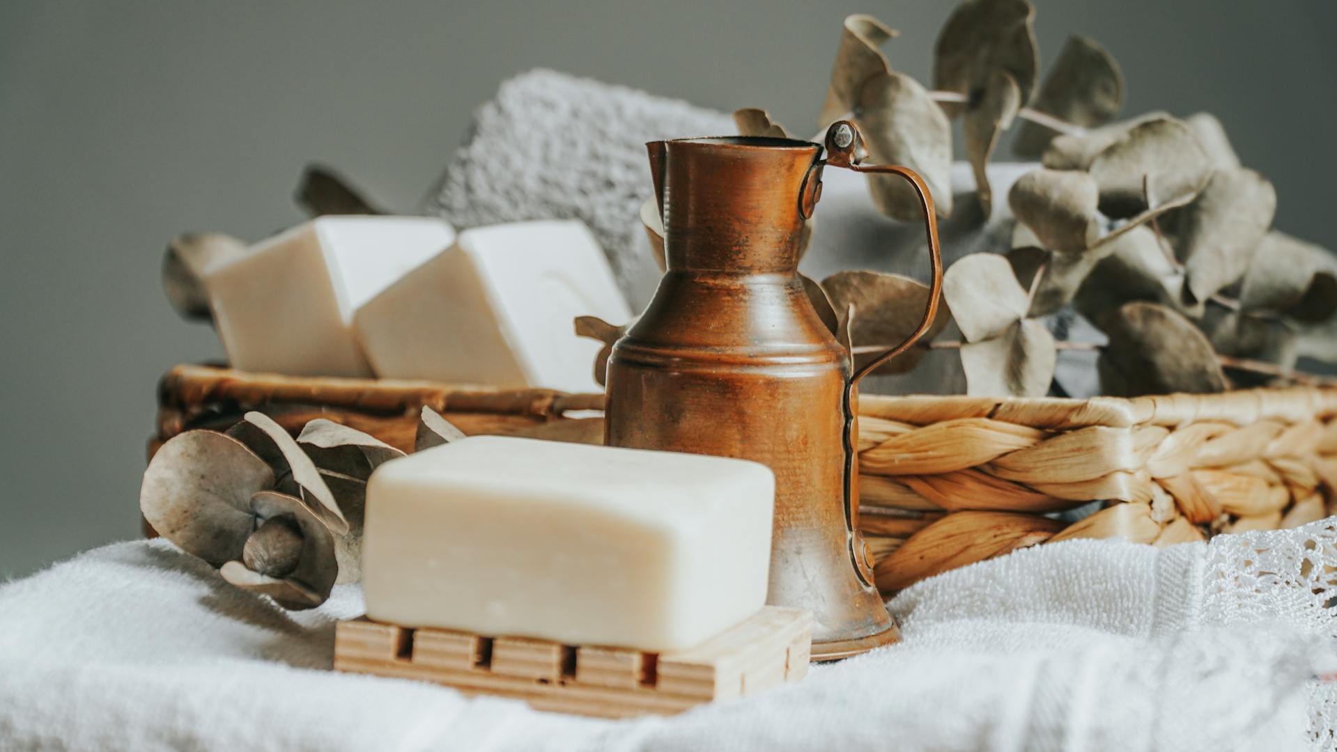 baskets for toiletries