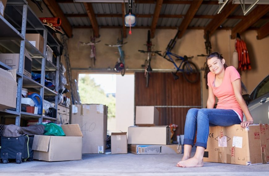 13 Ways I Keep My Garage Organized