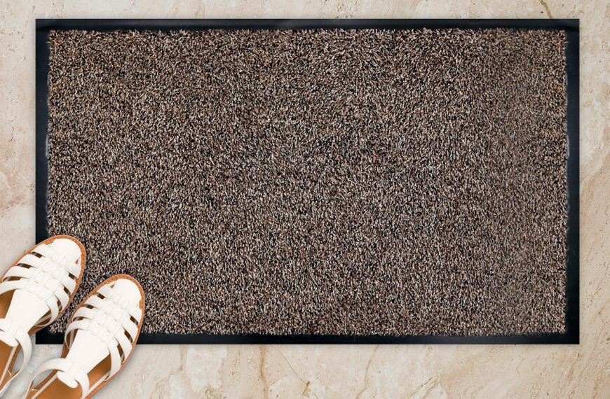 15 Items I Always Keep…