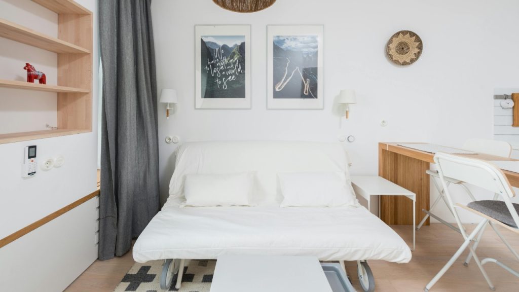 Picture of 16 Declutter hacks for tiny spaces – Decluttering Mom