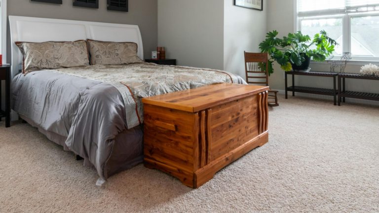 Image showcasing 16 Declutter hacks for tiny spaces – Decluttering Mom