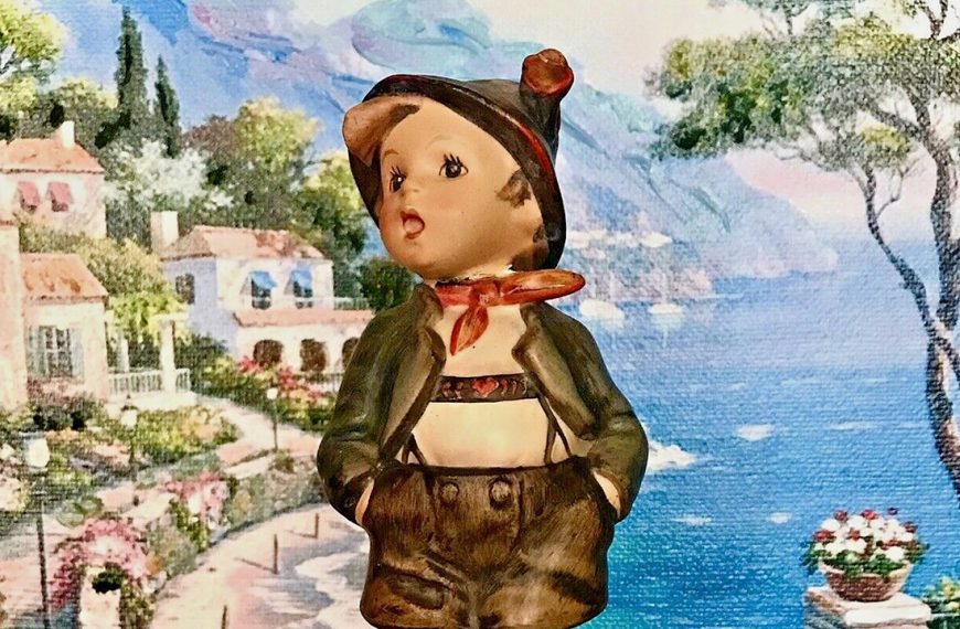 1930s Hummel figurine