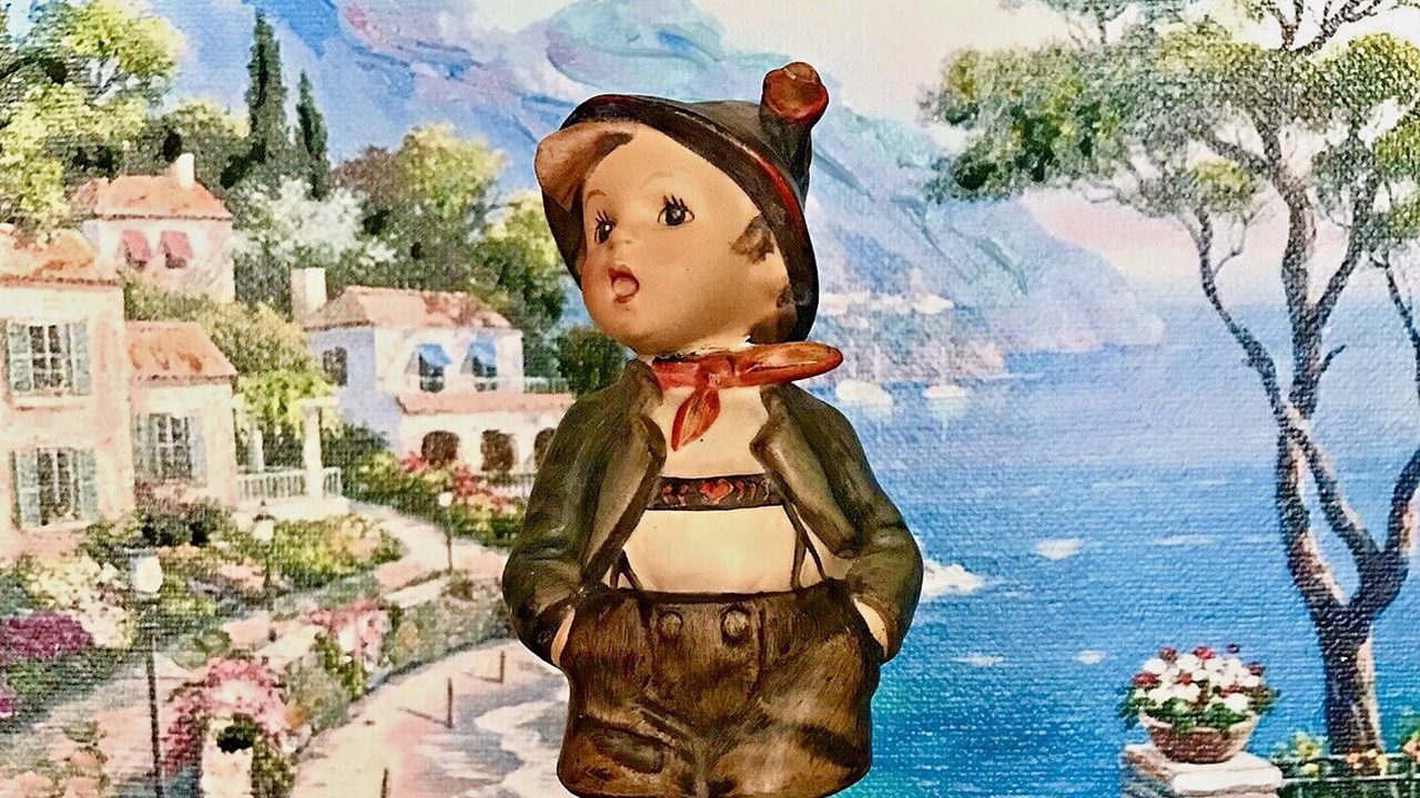 1930s Hummel figurine