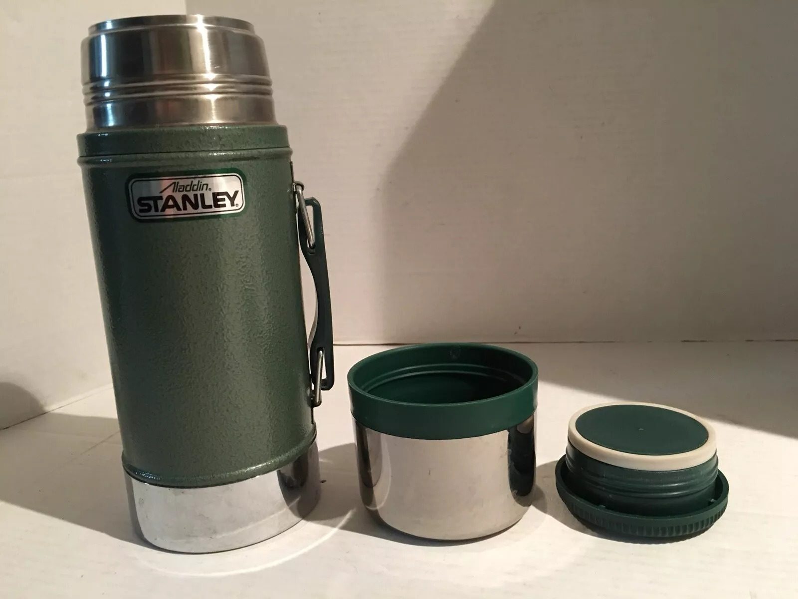 Vtg. 1999 Aladdin Stanley Thermos 24 Oz Wide Mouth Green Vacuum Bottle A1350B