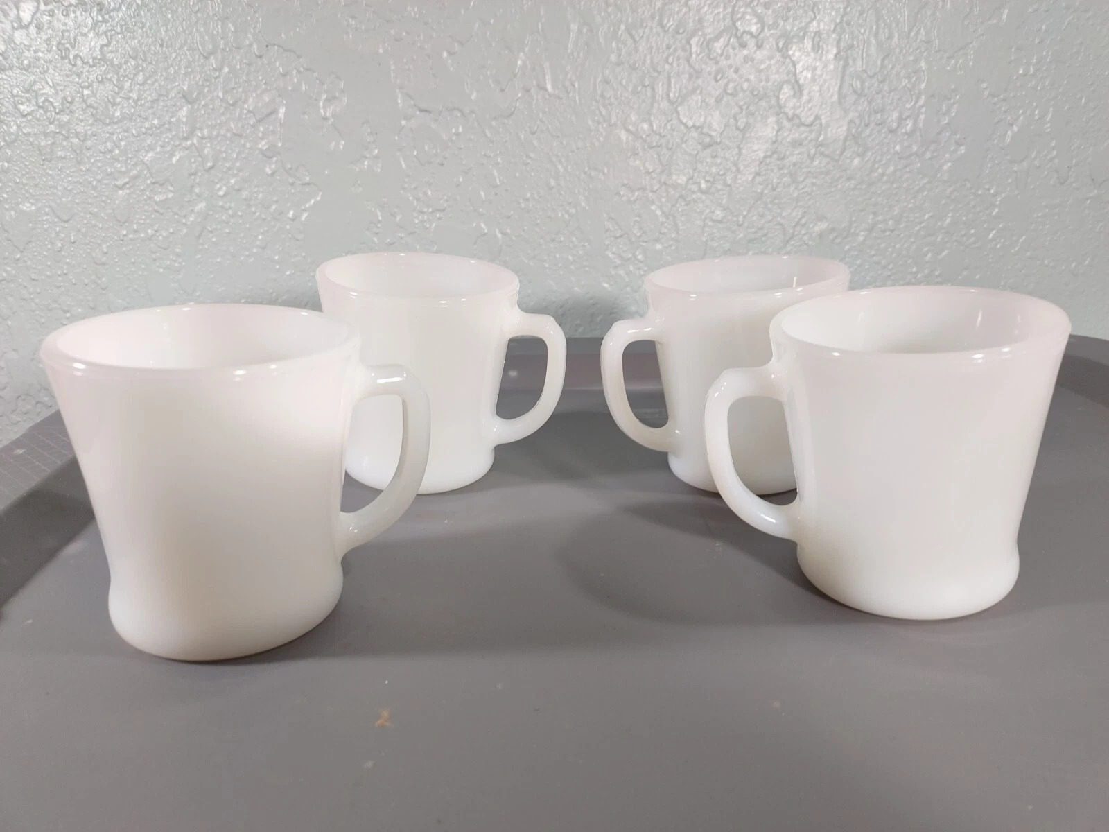 Lot Of 4 Vintage Fire King D-handle Milk Glass Mugs
