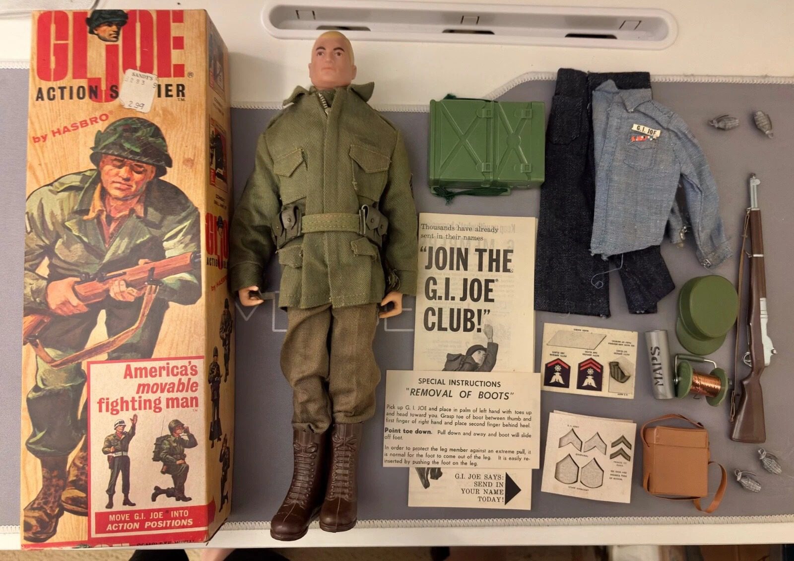 ORIGINAL GI JOE (12-64, 2 TM) Blonde w/Box, Outfits, & Accesories - Hasbro Japan