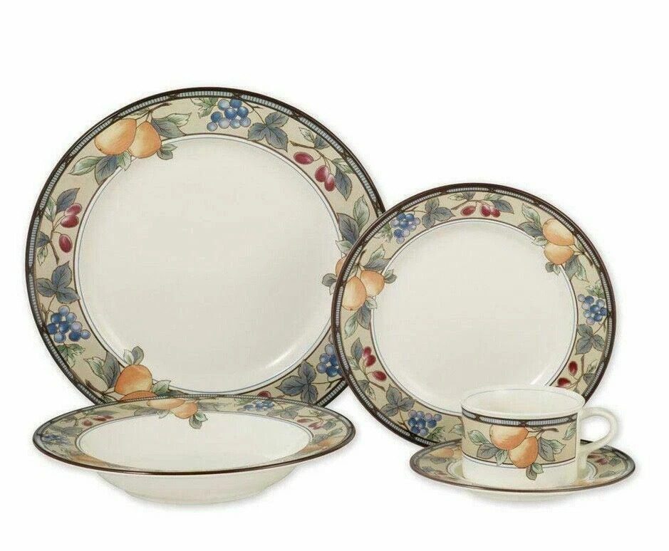 Mikasa Intaglio Garden Harvest 5 Piece Dinnerware Set Bowl/ Saucer & Teacup
