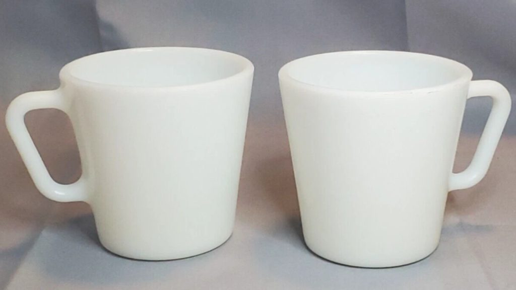 Pyrex Milk Glass Coffee Mugs Set Of 2 WHITE