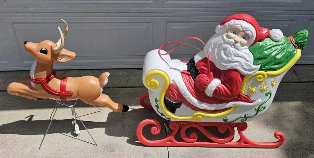 Vintage Santa Sleigh & Reindeer Lighted Christmas Blow Mold Grand Venture Clean