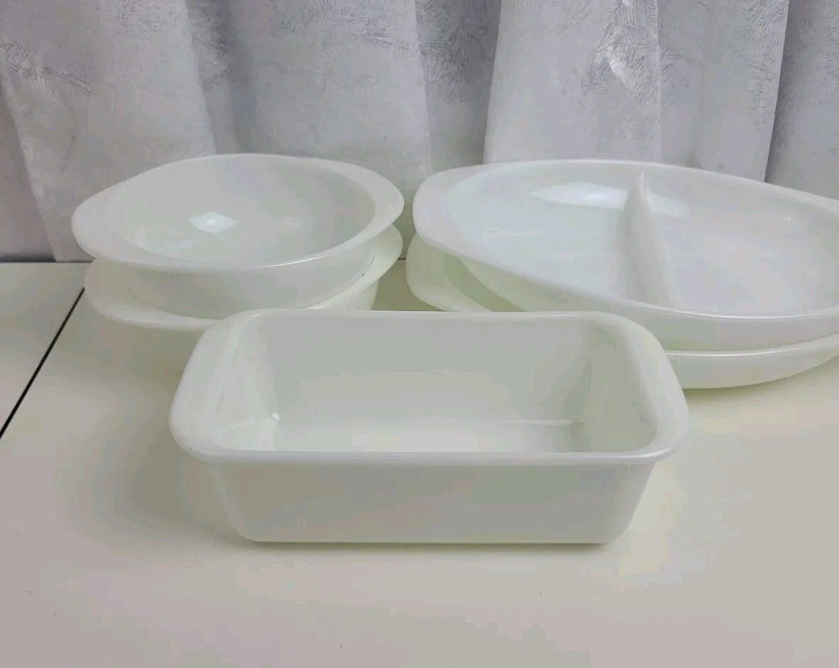 Vintage Pyrex Milk Glass