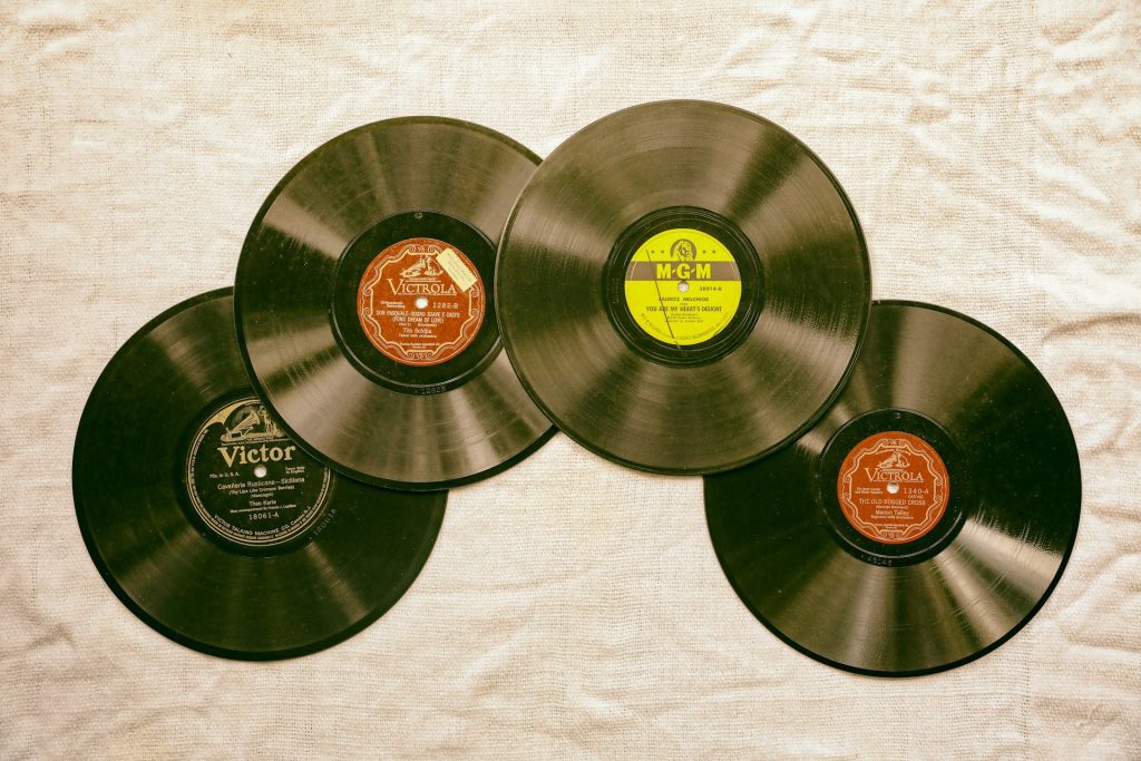 A friend brought over a number of his old 78rpm records in the original sleeve books that people collected way back. So fun to capture and try to get a vintage look on the images.