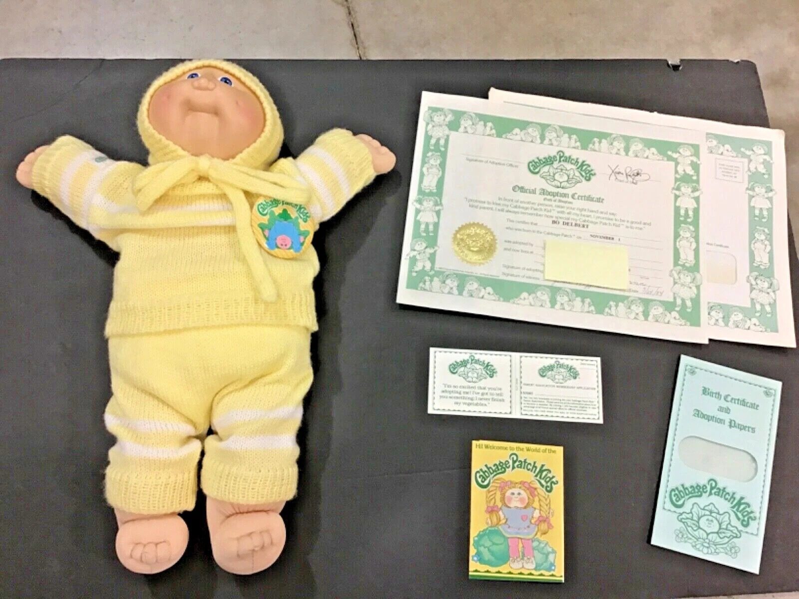 Vintage 1983 Cabbage Patch doll Bo Delbert & paperwork! FREE shipping! as-is