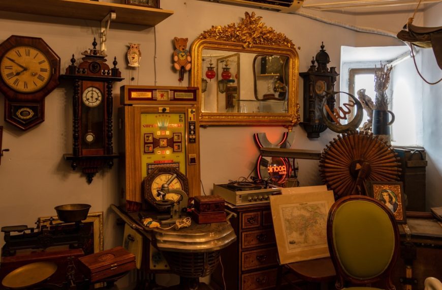 11 Antique Styles Designers Say&hellip;