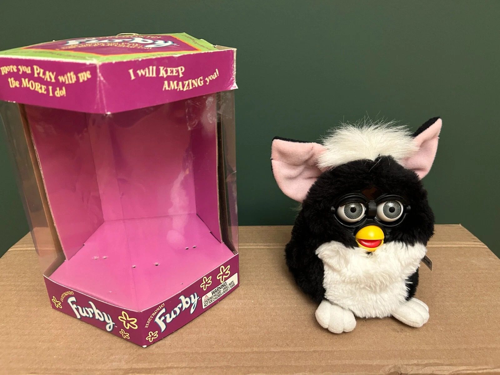 1998 Furby by Tiger Electronics Model 70-800 NEW
