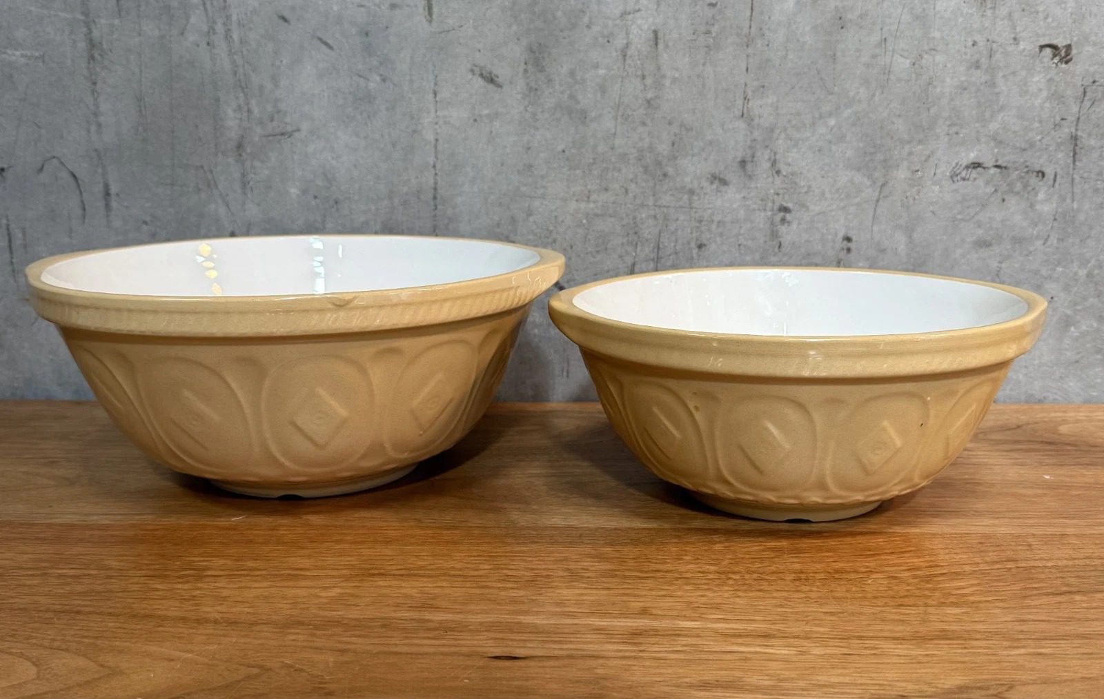 Vintage T.G. Green's & Co. Gripstand Nesting Mixing Bowls Set Of 2 - 12" & 10"
