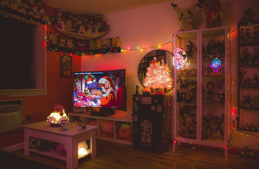 A living room decorated with christmas lights and decorations