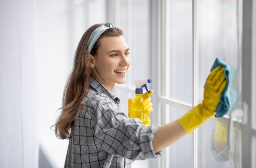 10 Holiday Cleaning Tasks That&hellip;