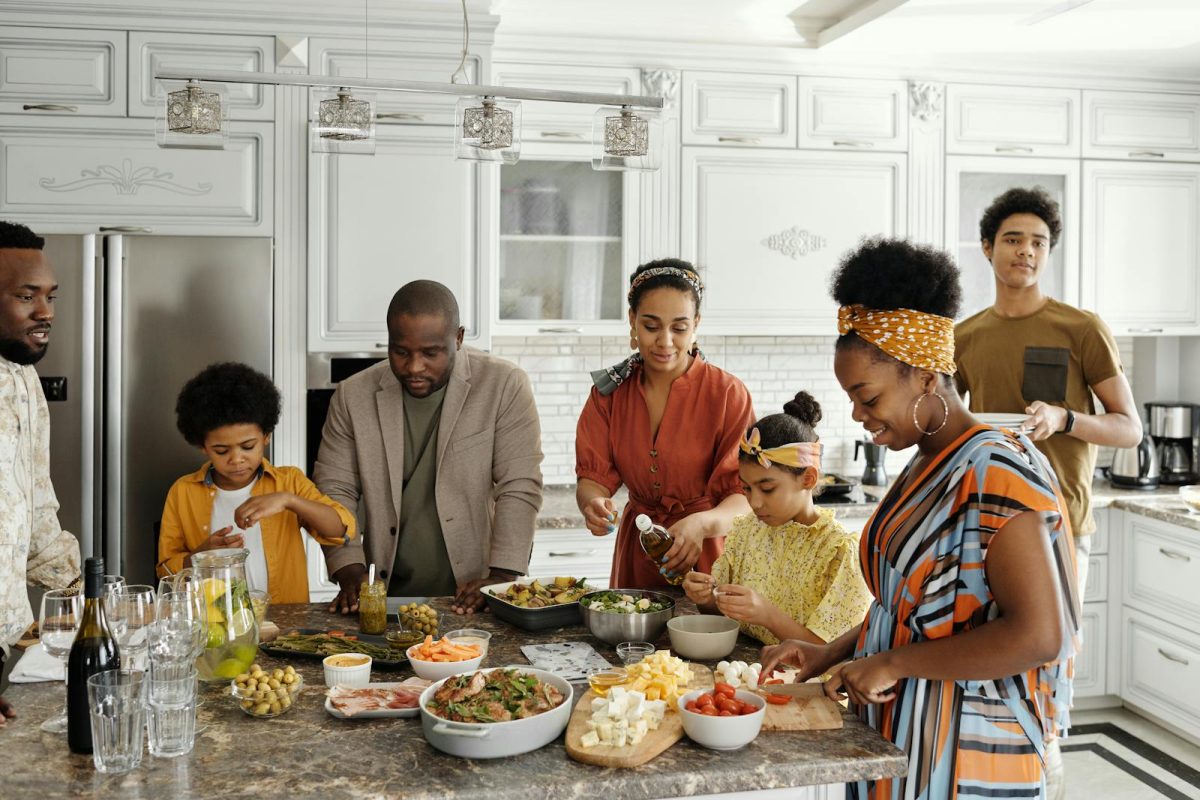 13 Simple Family Rituals That Create Lifelong Memories – Decluttering Mom