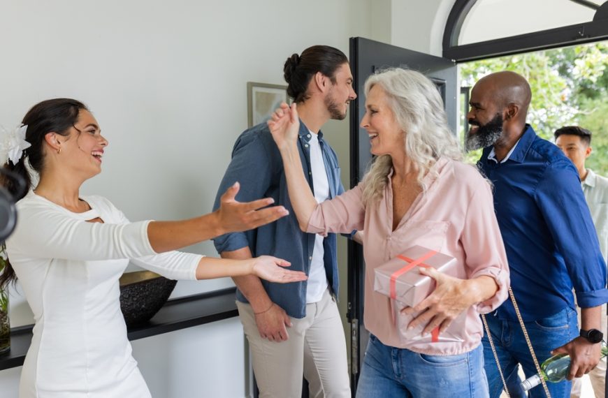 5 Things Guests Notice the Second They Walk Into…