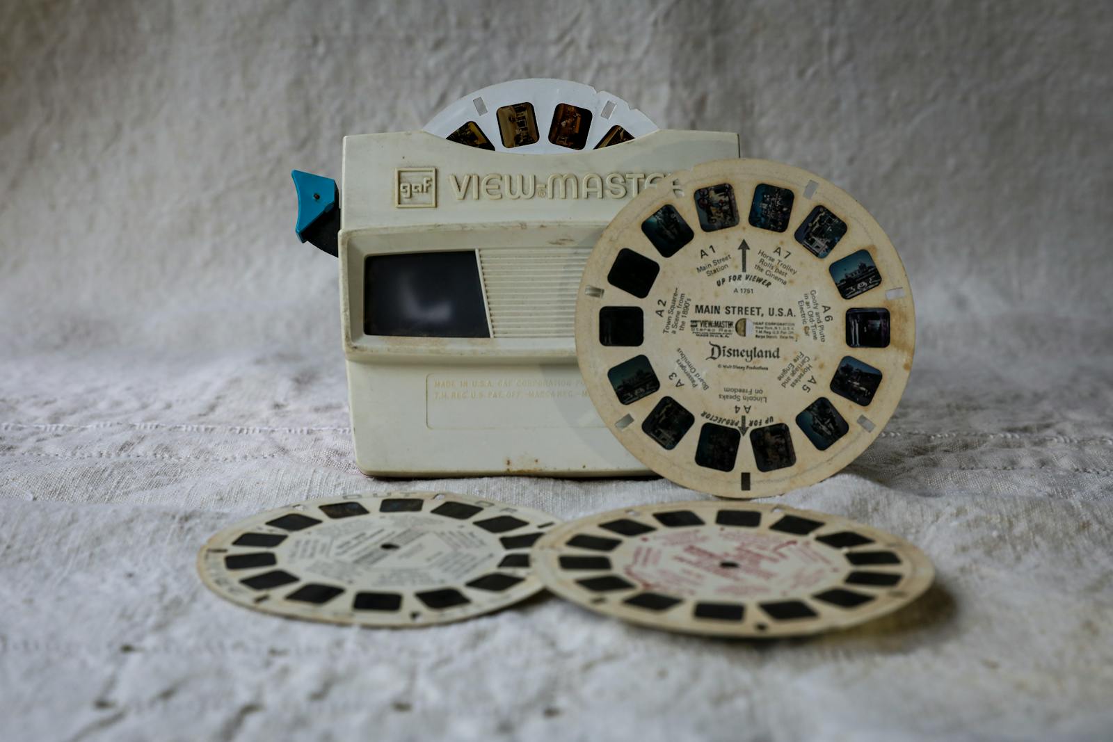 Classic View-Master with vintage reels showcasing iconic scenes, perfect for nostalgia.