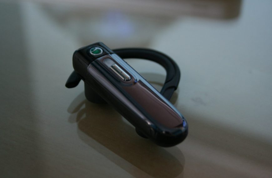 6 Old Phone Accessories People&hellip;