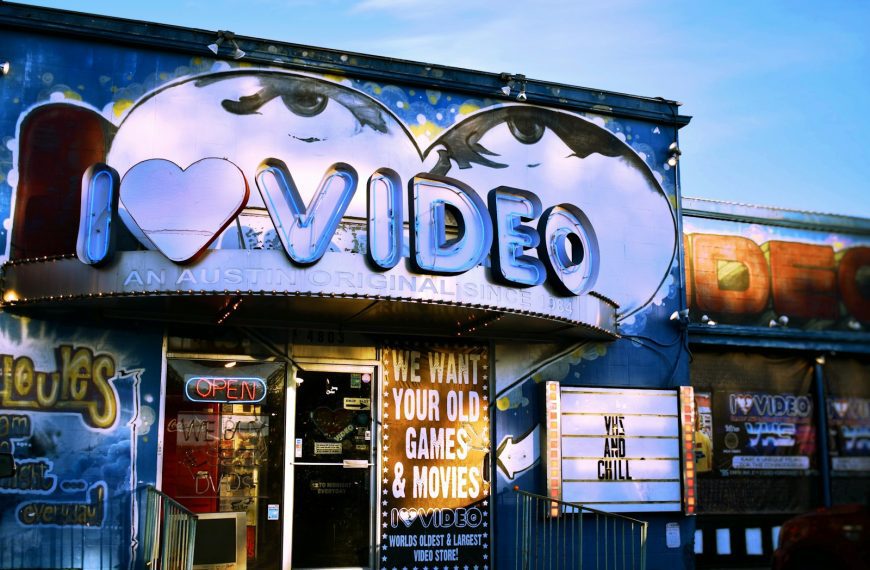 I heart Video signage