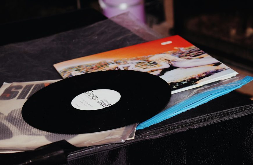 black and white round device