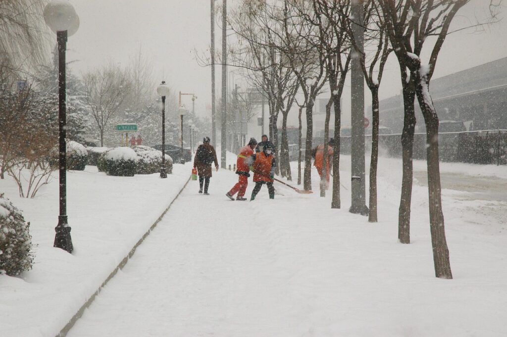snowfall, snow, shoveling, walking, working, winter, season, december, january, shovel, workers, freezing, nature, frigid, snowstorm, gray work, gray walking