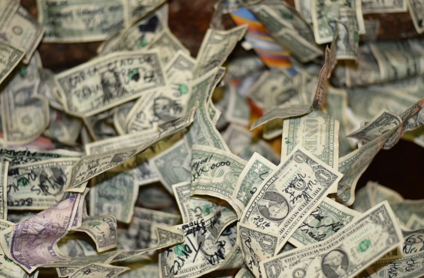 close-up photography of 1 U.S dollar banknote lot