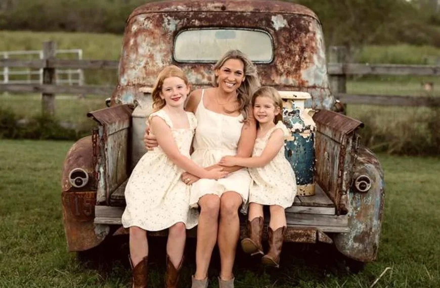 Mom of two dismissed as postpartum — but it was aggressive multiple myeloma