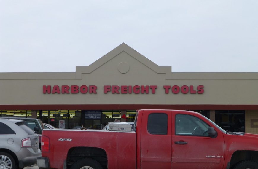 Things Harbor Freight Employees Wish Customers Knew