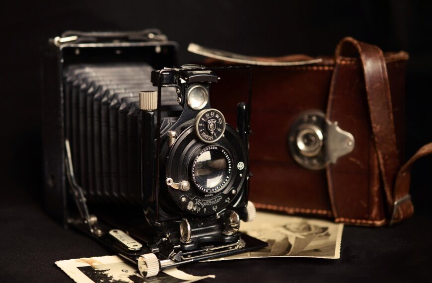 camera, old, antique, voigtlander, nostalgia, black and white photos, old camera, photography, classic, vintage, camera, camera, camera, camera, camera, antique, old camera, old camera