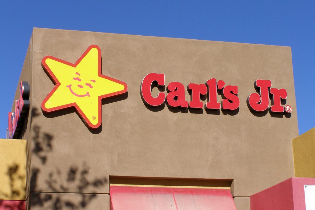 She Gave Birth in a Carl’s Jr. Parking Lot — and Blamed Her Husband for the Chaos