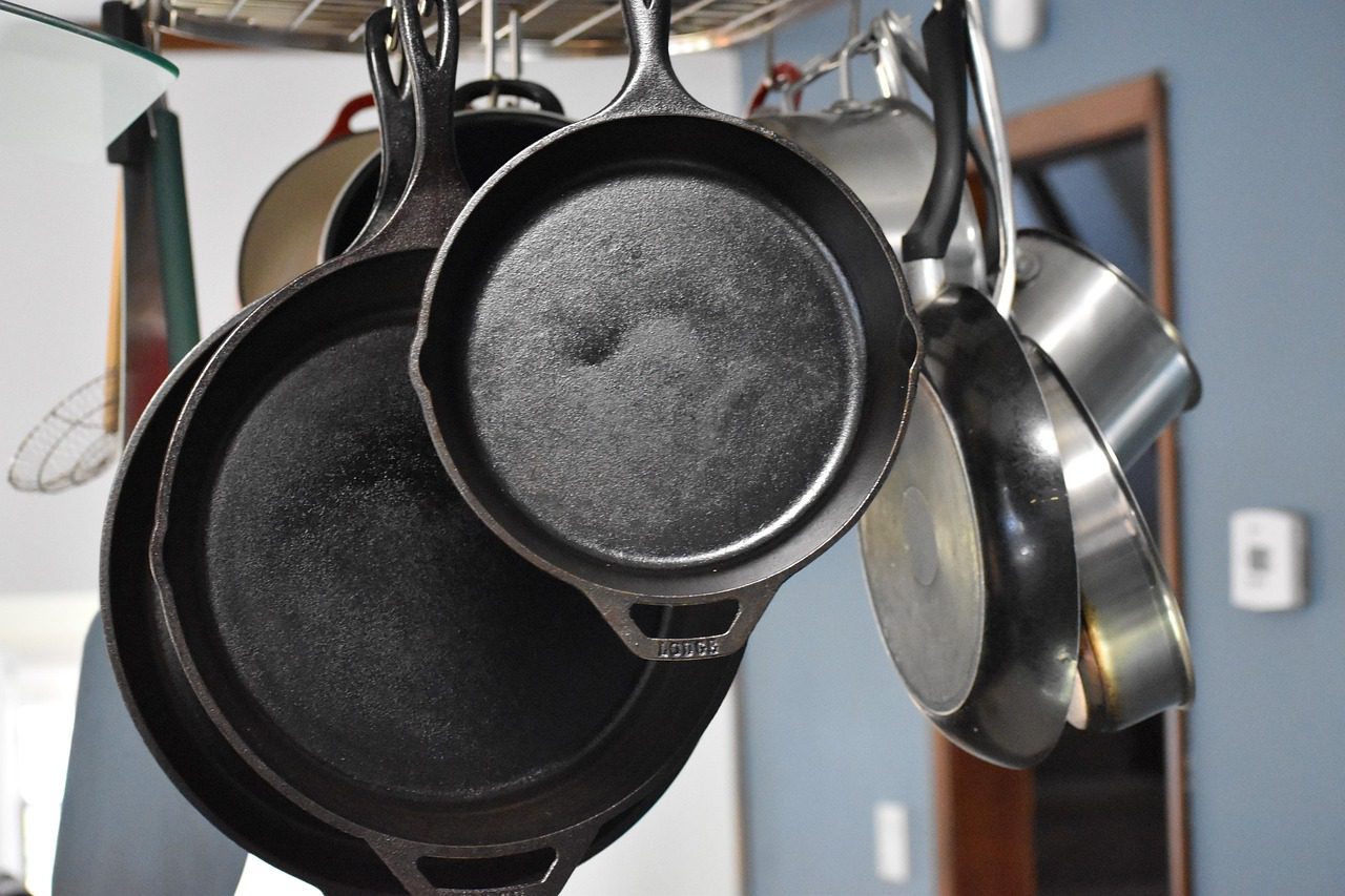 cast iron, kitchen, pan, breakfast, pots, skillet, food, cooking, delicious, gray food, gray kitchen, gray cooking, gray breakfast, cast iron, cast iron, cast iron, cast iron, cast iron, pan, pan, skillet, skillet
