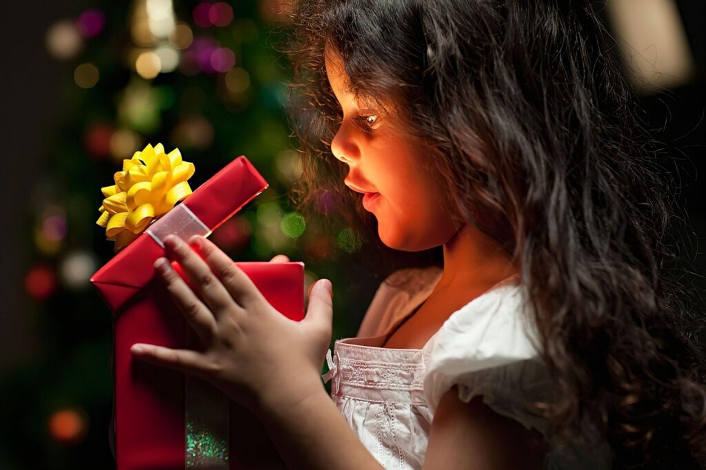 child, gift, christmas, girl, present, children, family, kid, love, nature
